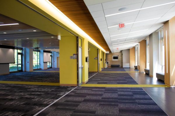 Constitution_Hall_event_space_unpopulated.jpg